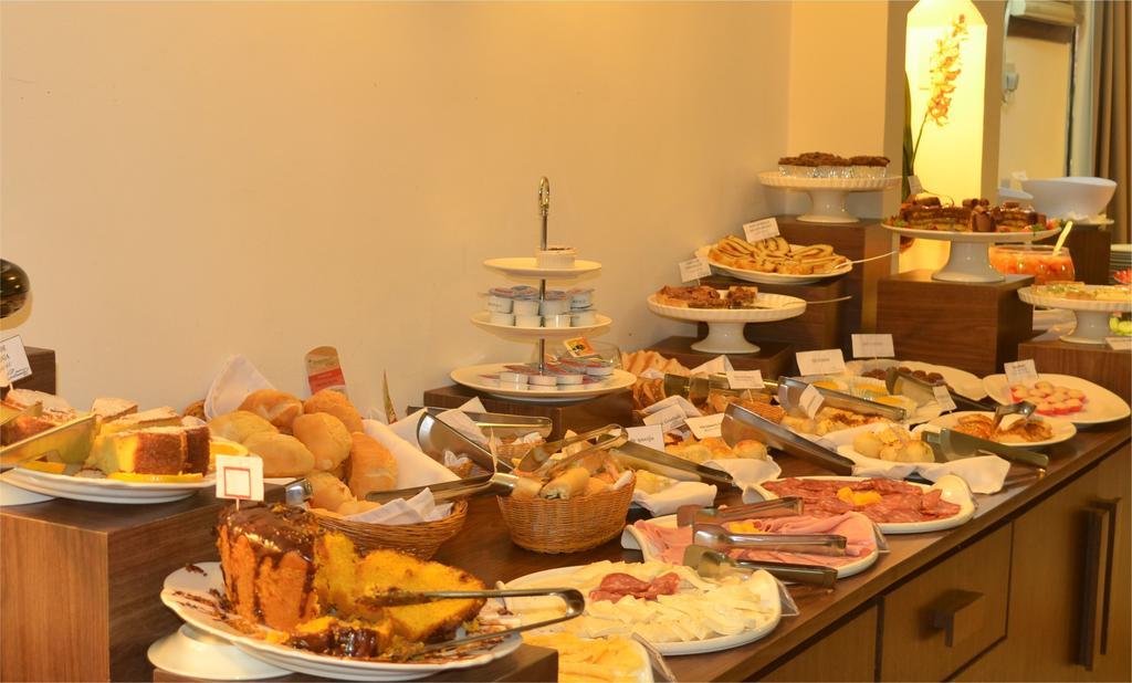 Gran Continental Hotel 陶巴特 外观 照片