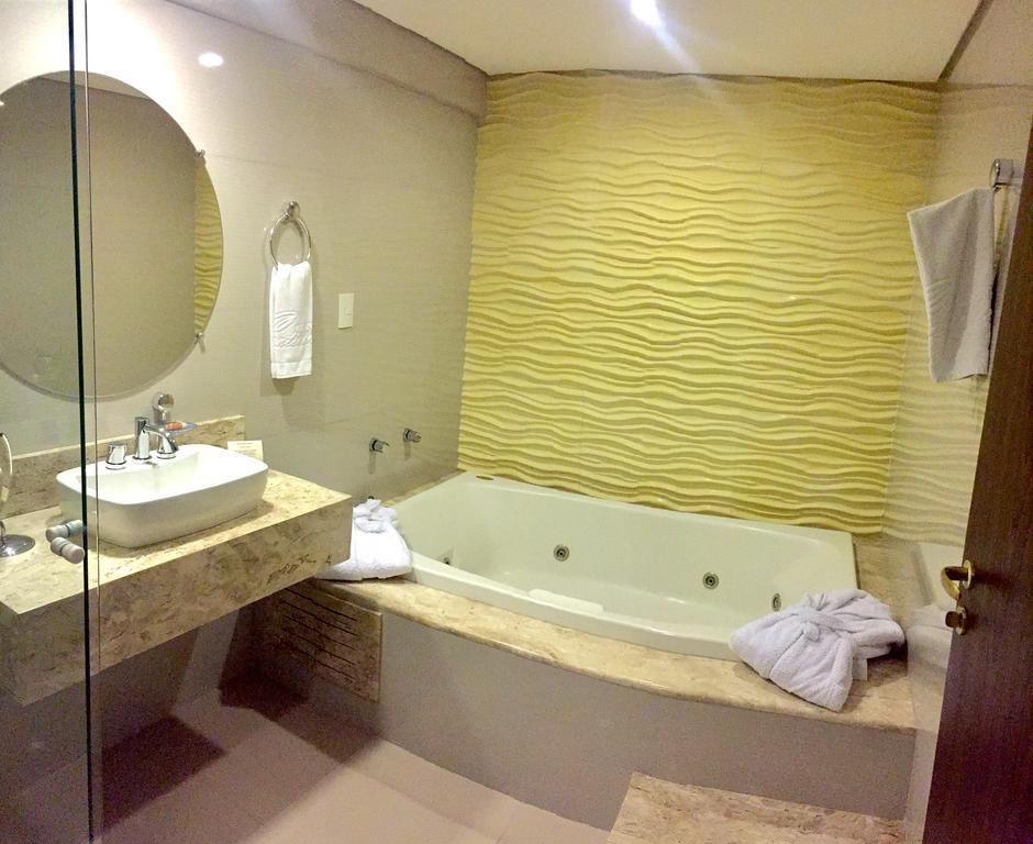 Gran Continental Hotel 陶巴特 外观 照片